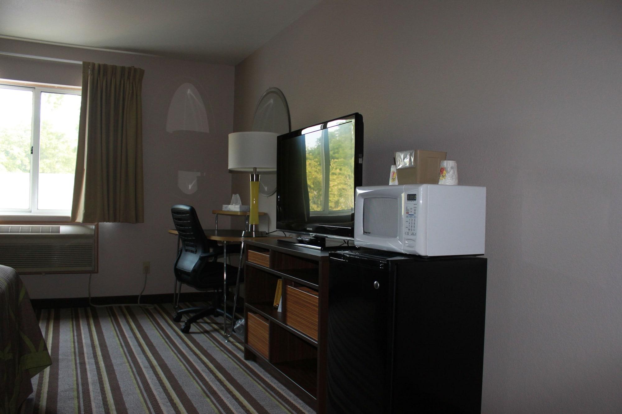 Super 8 By Wyndham Manistee Ξενοδοχείο Εξωτερικό φωτογραφία